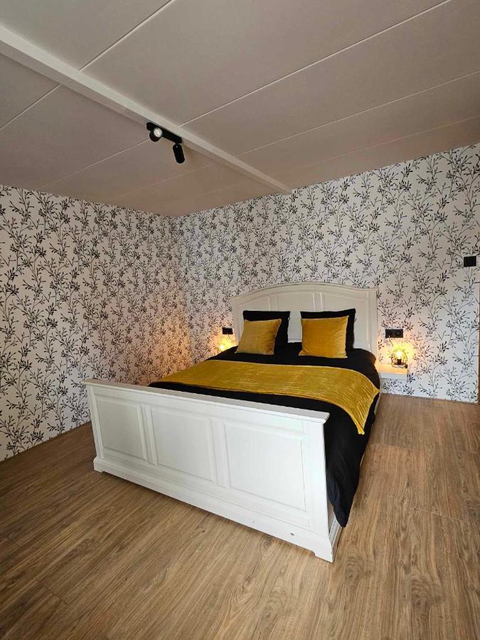 Ferme La Joye Bed & Breakfast Houffalize Exterior photo