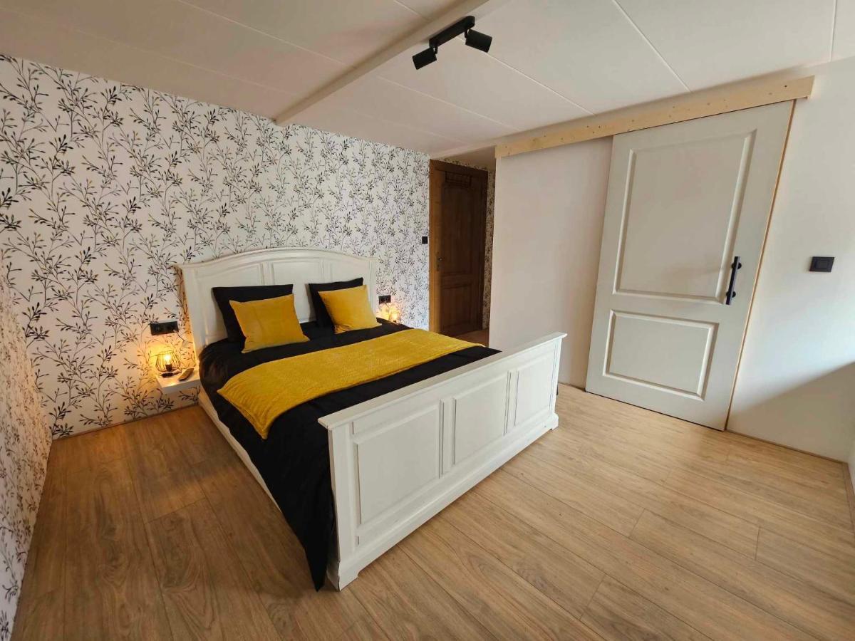 Ferme La Joye Bed & Breakfast Houffalize Exterior photo